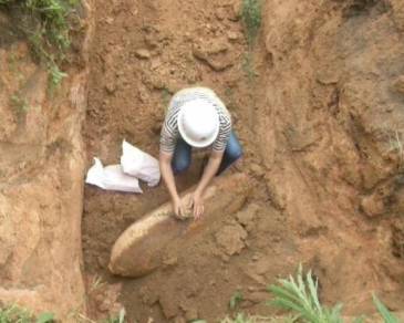 排爆专家福建无人区引爆300公斤美式航弹